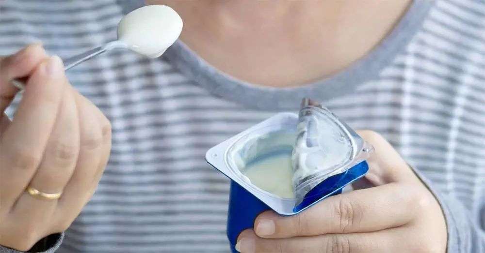 再也不用「擠牙膏」，高露潔換上的「潤滑劑」包裝，讓牙膏從此一滴不剩