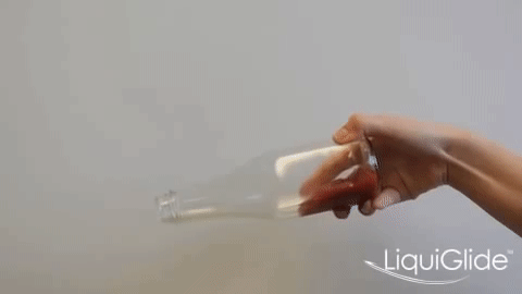 再也不用「擠牙膏」，高露潔換上的「潤滑劑」包裝，讓牙膏從此一滴不剩